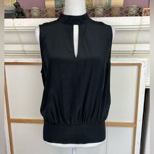 FRAME BNWT pure silk sexy high neck button with cutout neckline silk blouse🦋